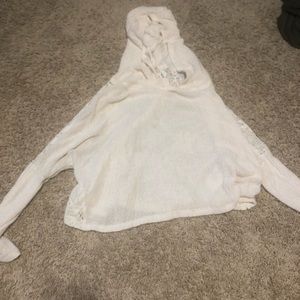 Cropped long sleeve lace with a hoodie